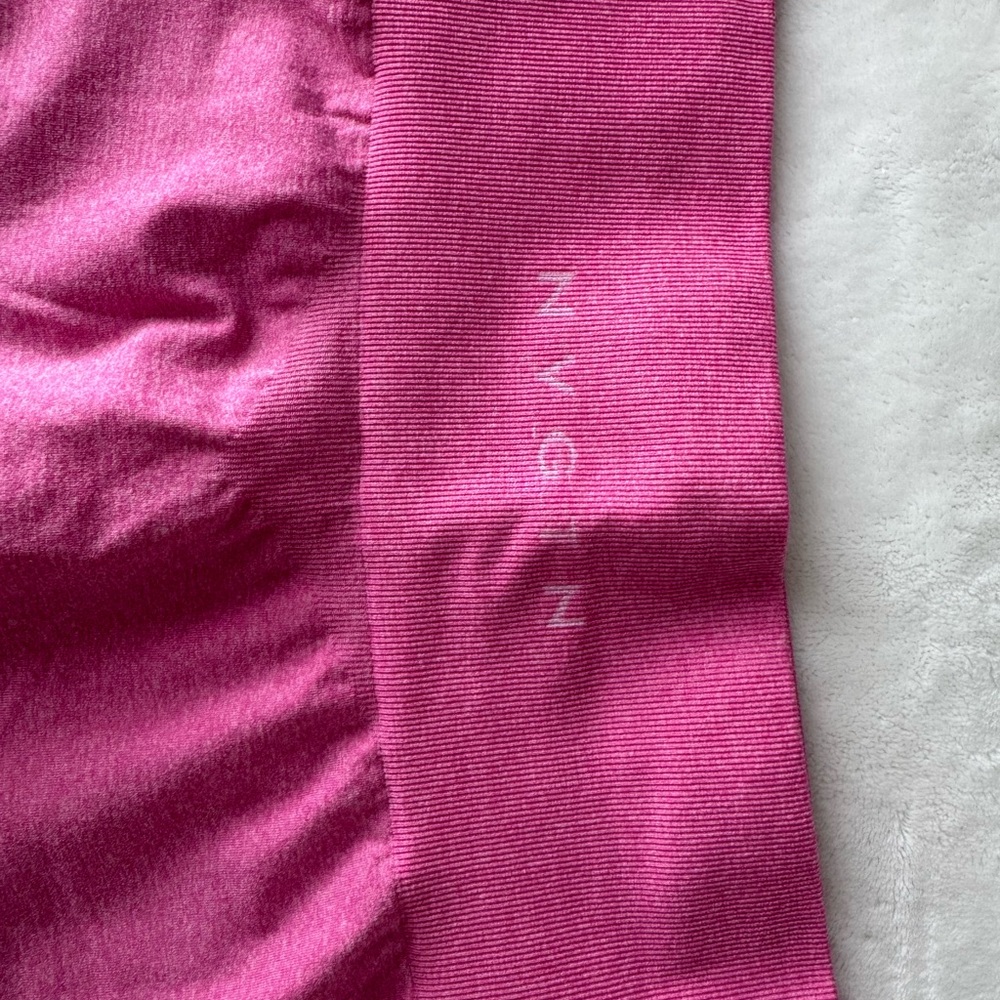 NVGTN Pink Bike Shorts High Waist Seamless - Picture 3 of 4